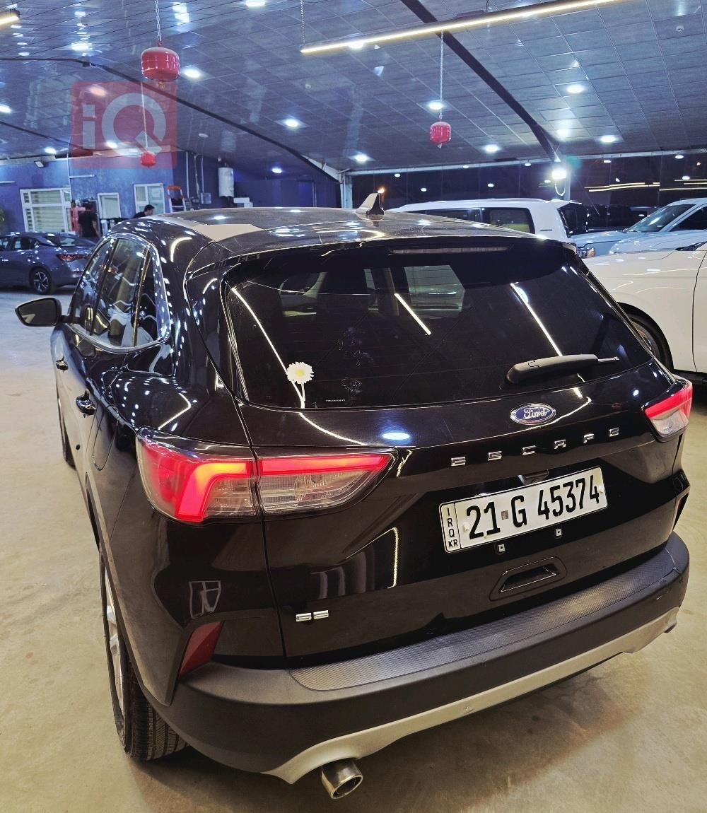 فورد إسكيب